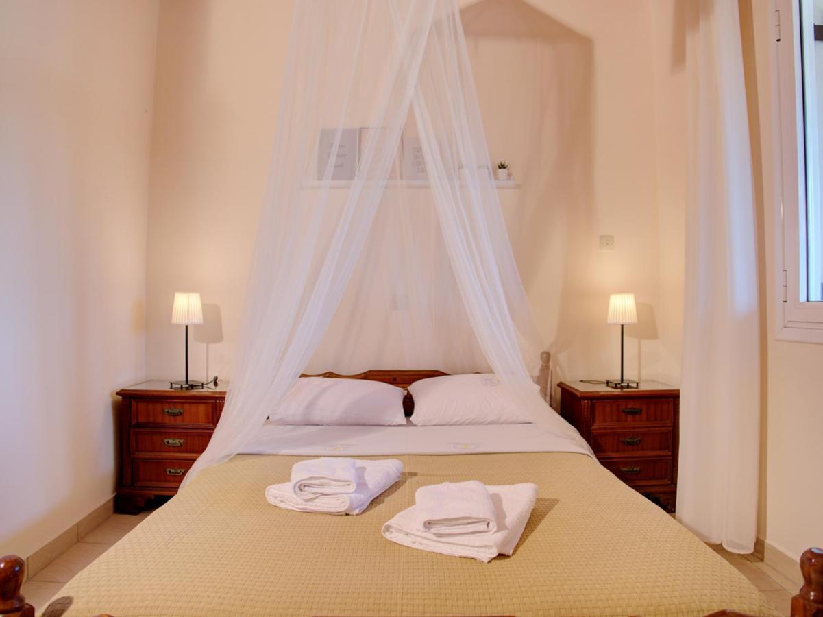 Guesthouse Agia Triada Koroni  Exterior photo